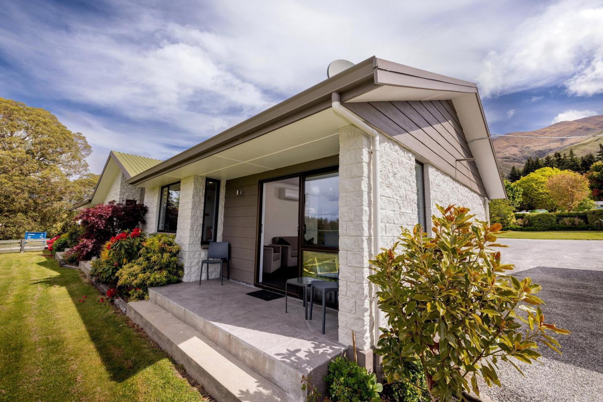 Wanaka Top 10 Holiday Park Екстериор снимка