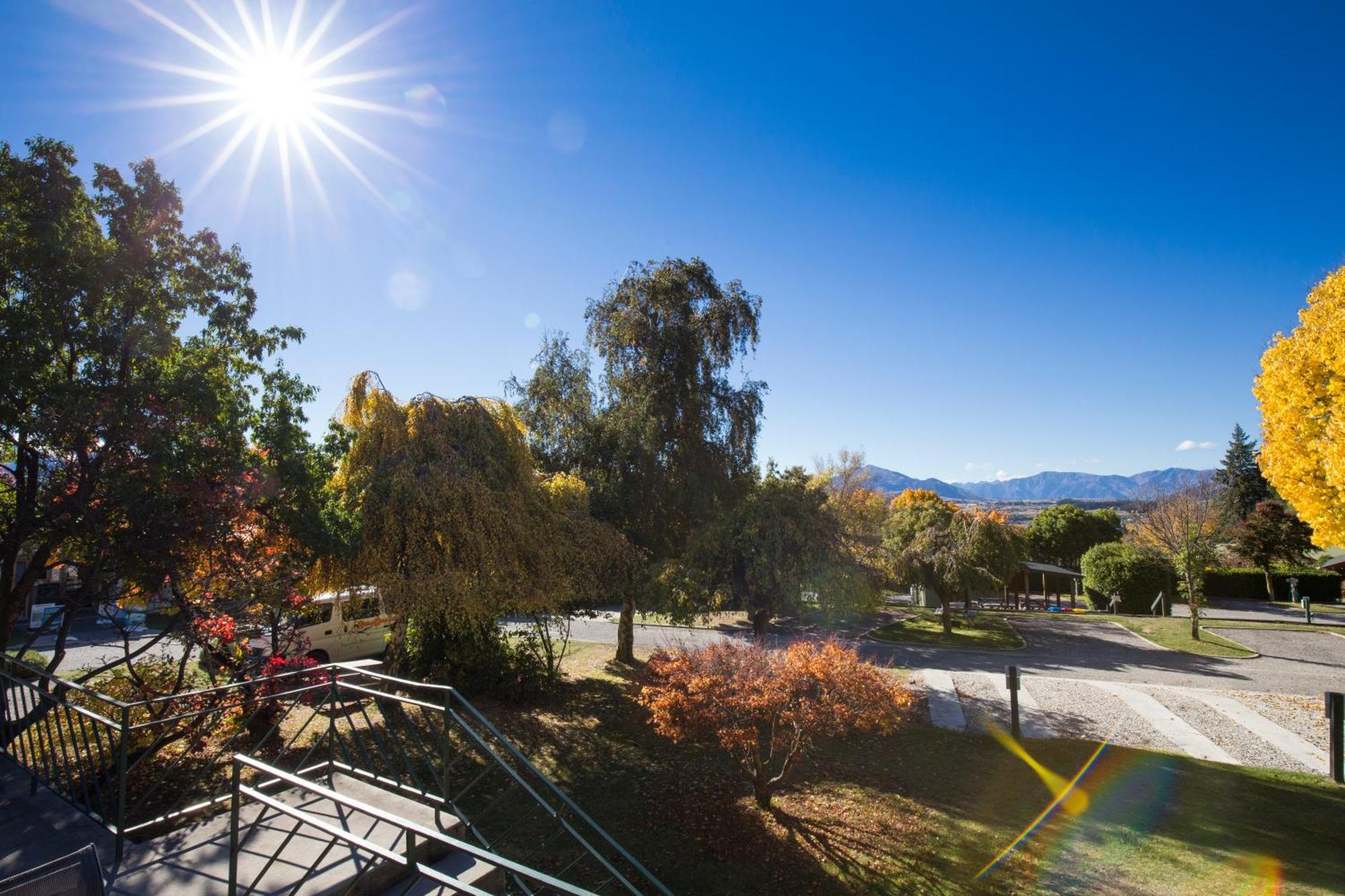 Wanaka Top 10 Holiday Park Екстериор снимка