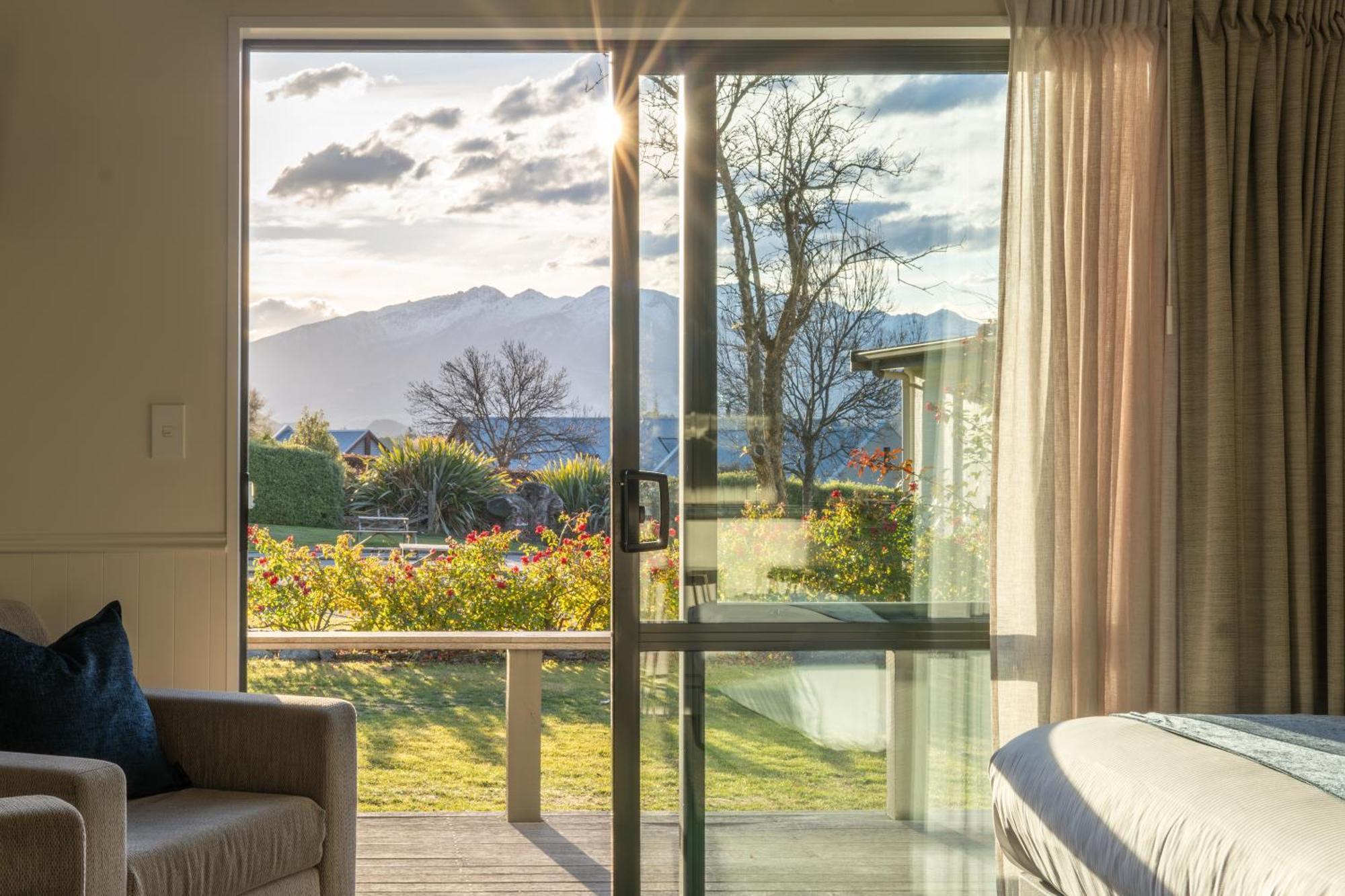 Wanaka Top 10 Holiday Park Екстериор снимка